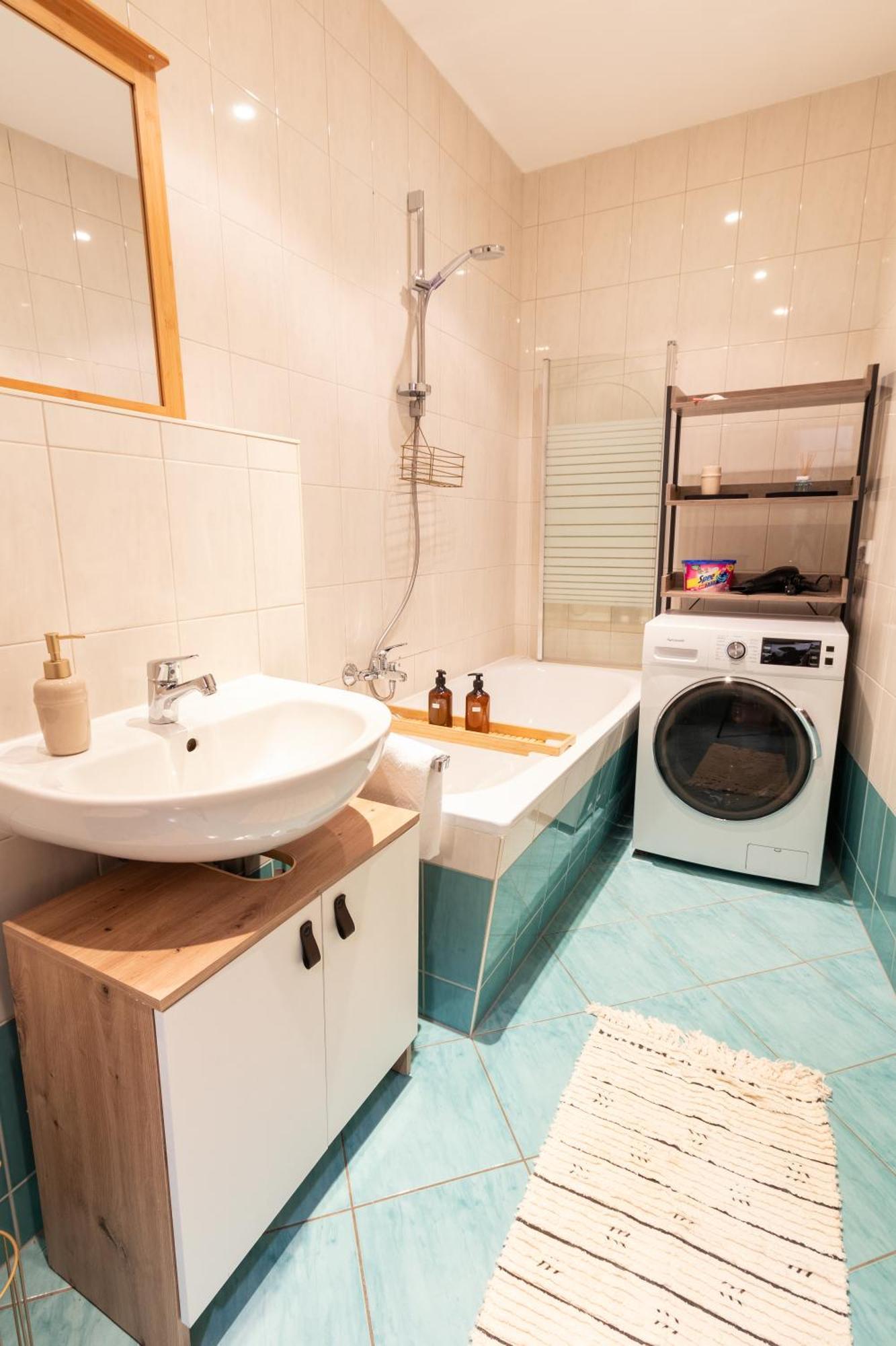 Stadtnatur Apartment Am Kuechwald - Mit Balkon, Streaming-Tv, Badewanne, Arbeitsplatz Chemnitz Exterior foto